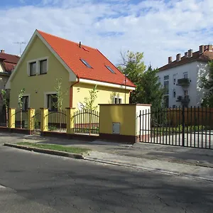 poroszlay-apartman.hotels-hajduszoboszlo-hungary.com/